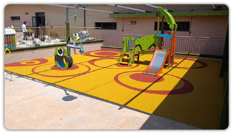 SUELOS DE CAUCHO PARA PARQUES INFANTILES